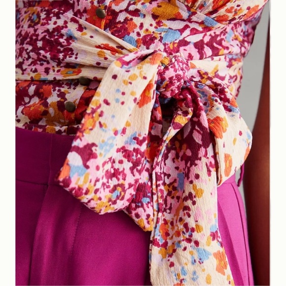 34. Anthropologie Floral Flutter Sleeves Cropped Smocked Top Blouse Medium - Picture 5 of 7